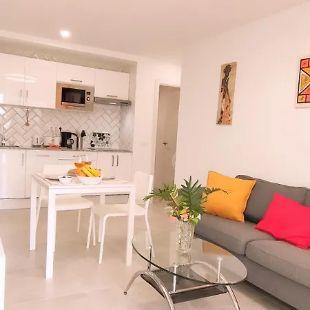 Daire Aida 111 - Con Vistas Al Jardin Y Cerca Del Mar