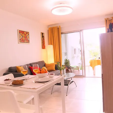 Daire Aida 111 - Con Vistas Al Jardin Y Cerca Del Mar *